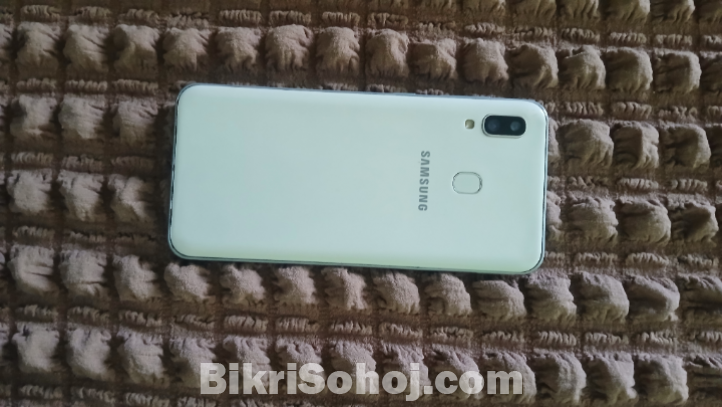 Samsung galaxy a30